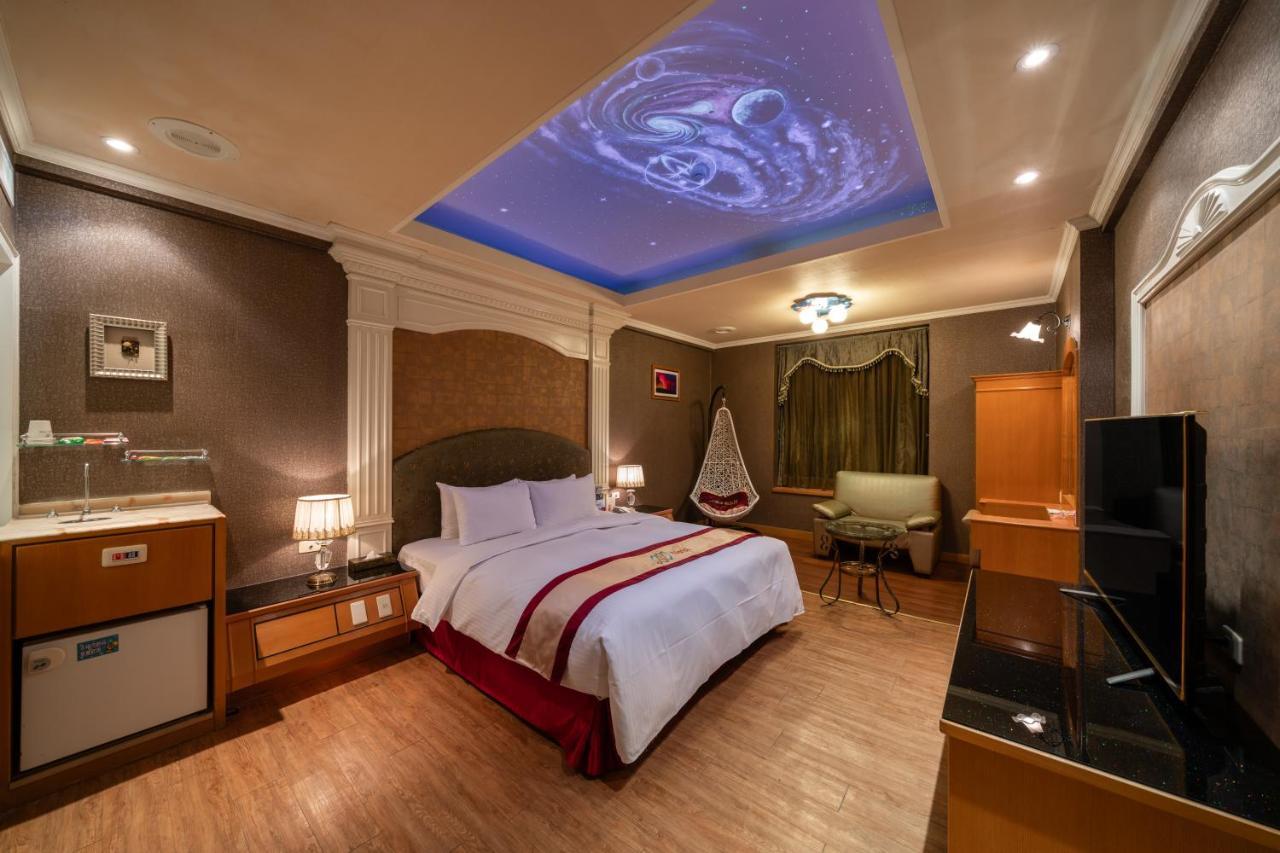 Natoli Motel Đài Nam Ngoại thất bức ảnh
